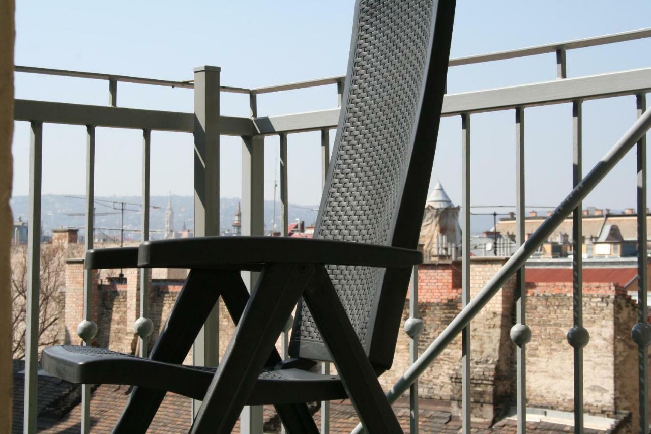 Broadway Center Rooftop View Apartment Budapest Bagian luar foto